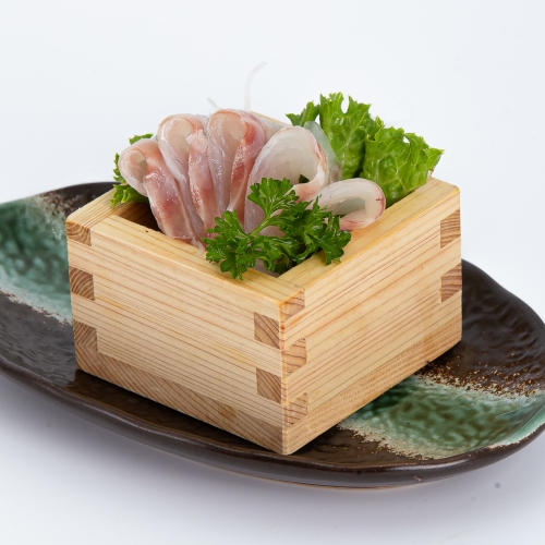 83 SASHIMI DI BRANZINO 83 SASHIMI DI BRANZINO