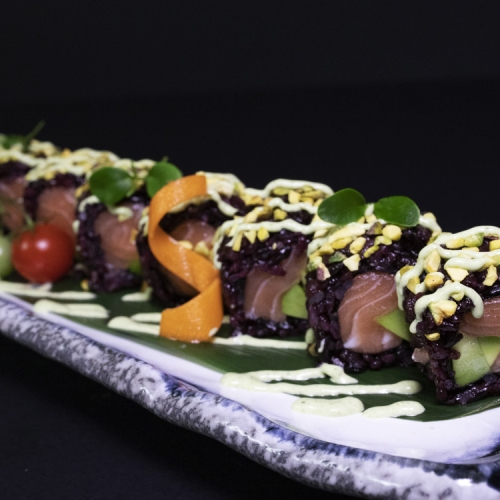 122 BLACK GUACAMOLE ROLL 122 BLACK GUACAMOLE ROLL
